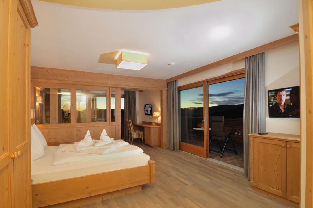Hotel Rosslaufhof 卡斯特尔罗托 外观 照片
