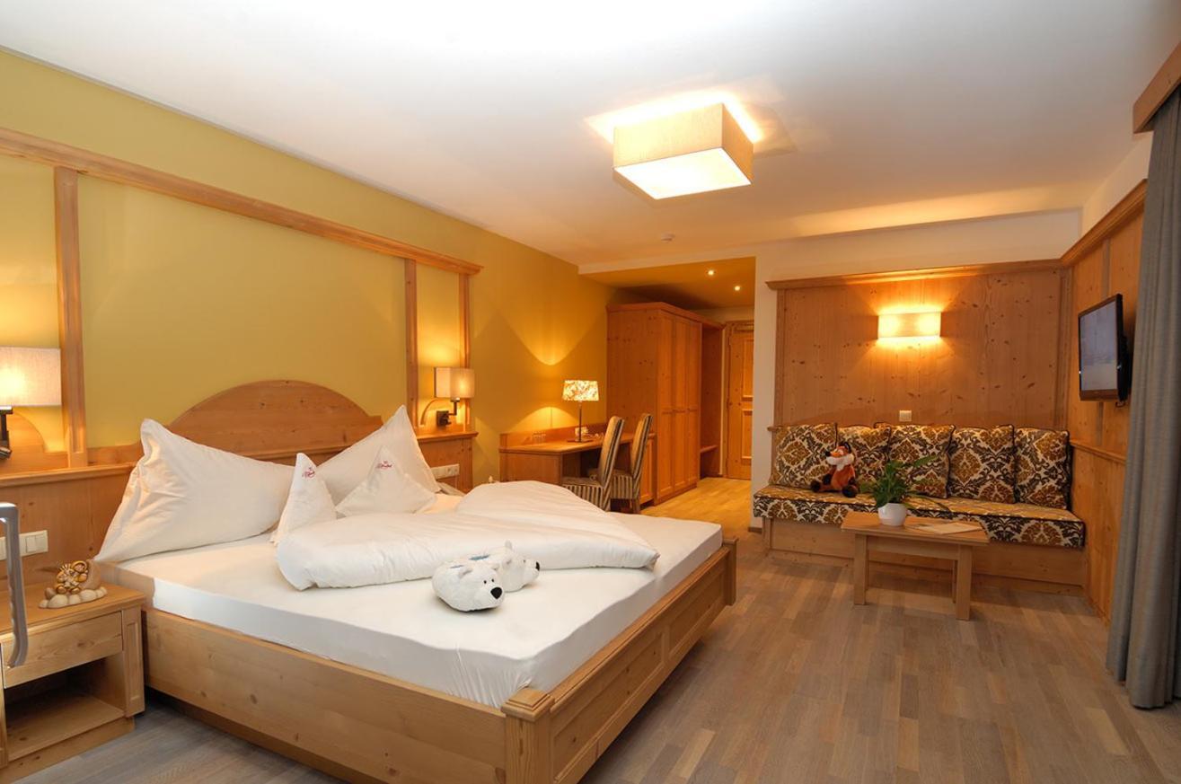 Hotel Rosslaufhof 卡斯特尔罗托 外观 照片